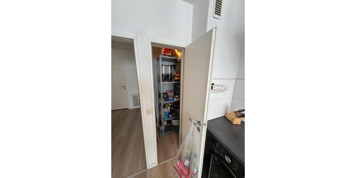 Etagenwohnung Monheim am Rhein - 3 Zimmer, 90 m&sup2;, 1.139&euro; | Angebot:26372711