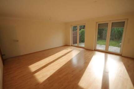 Haus Frechen - 4 Zimmer, 141 m&sup2;, 1.790&euro; | Angebot:26470423