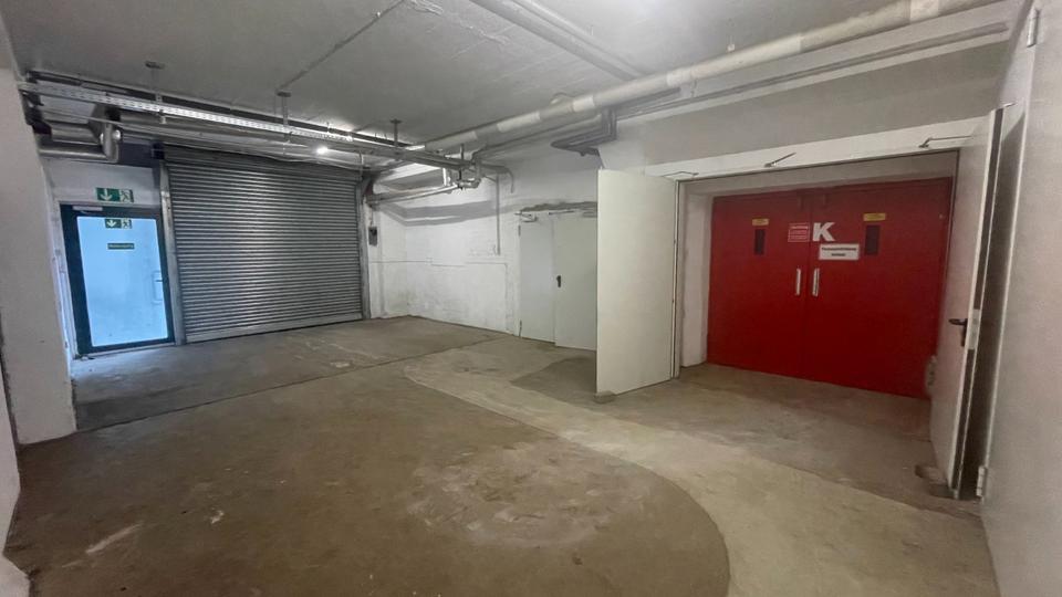 Freie LagerhallenBüro in 42857 Remscheid und 42119 Wuppertal zimmer