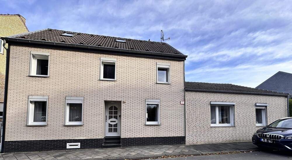 Einfamilienhaus Mönchengladbach Pongs - 6 Zimmer, 155 m&sup2;, 229.000&euro; | Angebot:24778800