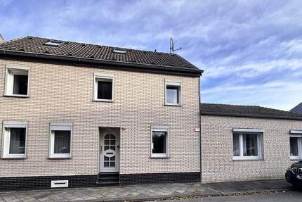 Haus Mönchengladbach Pongs - 6 Zimmer, 155 m&sup2;, 229.000&euro; | Angebot:24778800