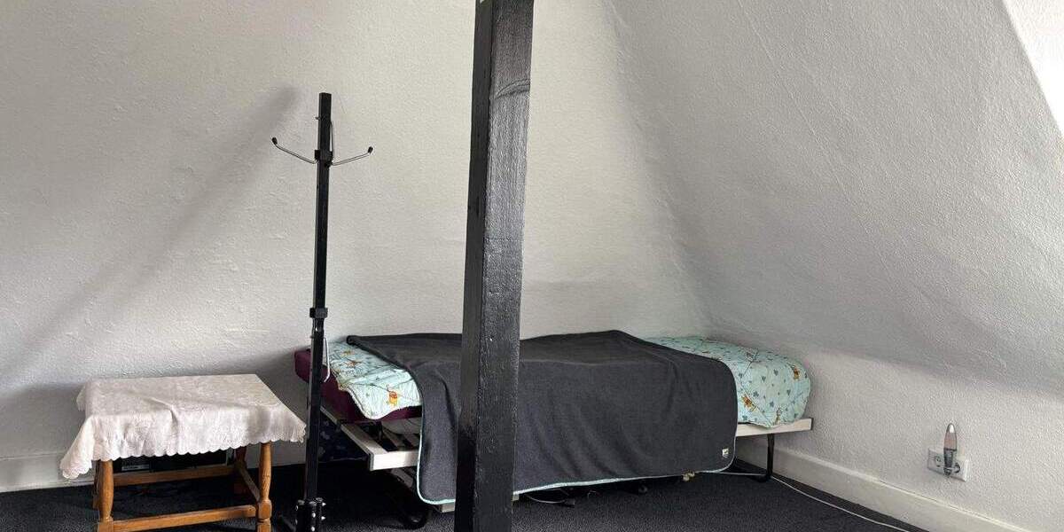 Einfamilienhaus Krefeld Fischeln - 9 Zimmer, 140 m&sup2;, 439.000&euro; | Angebot:25693360