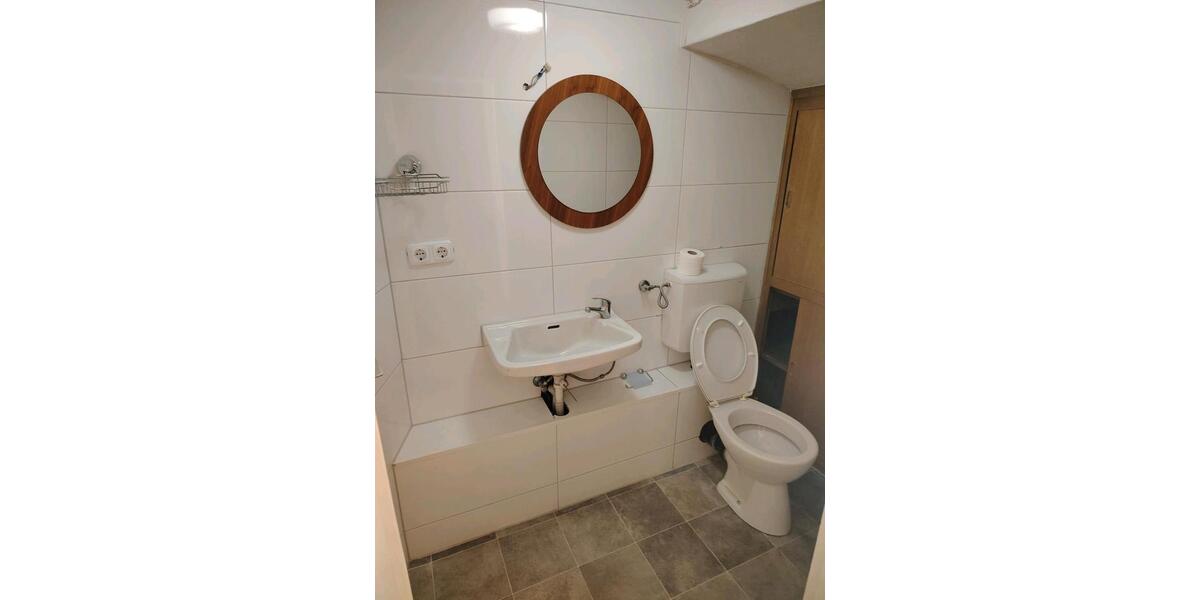 Etagenwohnung Duisburg Hochheide - 5 Zimmer, 120 m&sup2;, 1.500&euro; | Angebot:25294450