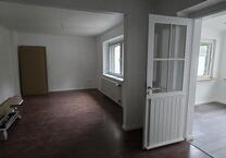 Großzügige 4-Zimmer-Maisonette mit Wintergarten, Garten & Garage