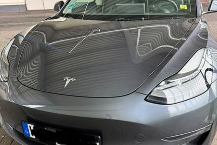 Tesla Model 3 89.238 km 28.900 &euro; Wuppertal 42109