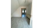 Etagenwohnung Langenfeld (Rheinland) - 9 Zimmer, 212 m&sup2;, 3.500&euro; | Angebot:26385101