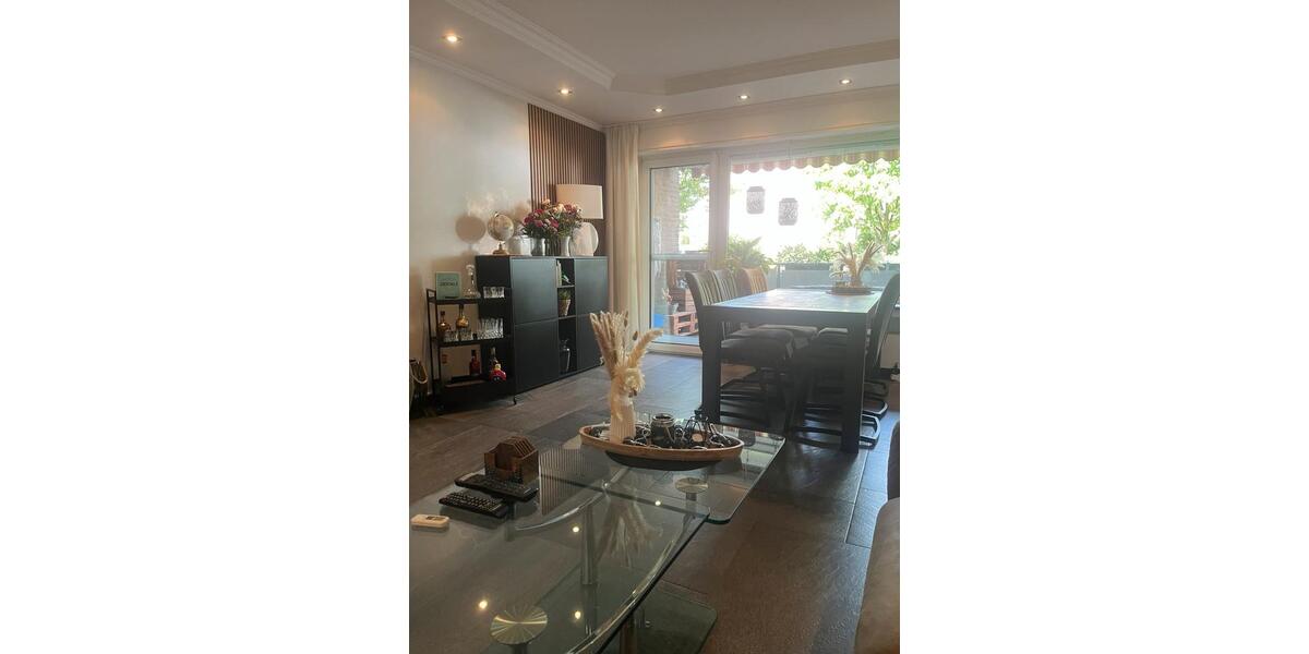 Erdgeschoßwohnung Krefeld Gellep-Stratum - 3 Zimmer, 70 m&sup2;, 220.000&euro; | Angebot:26412229