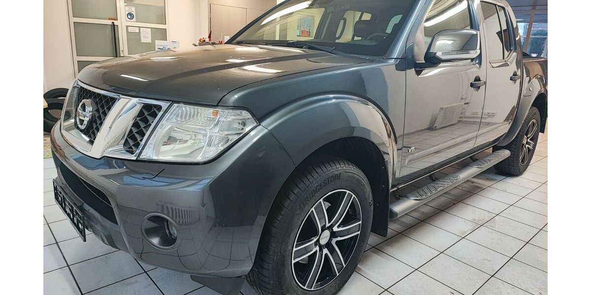Nissan Navara 184.690 km 21.900 &euro; Moers 47443