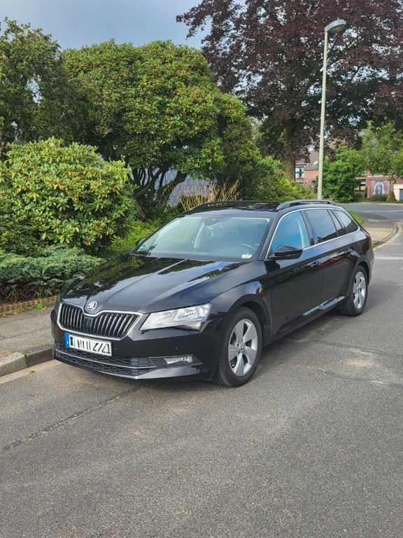 Skoda Superb 245.000 km 10.690 € Burscheid 51399
