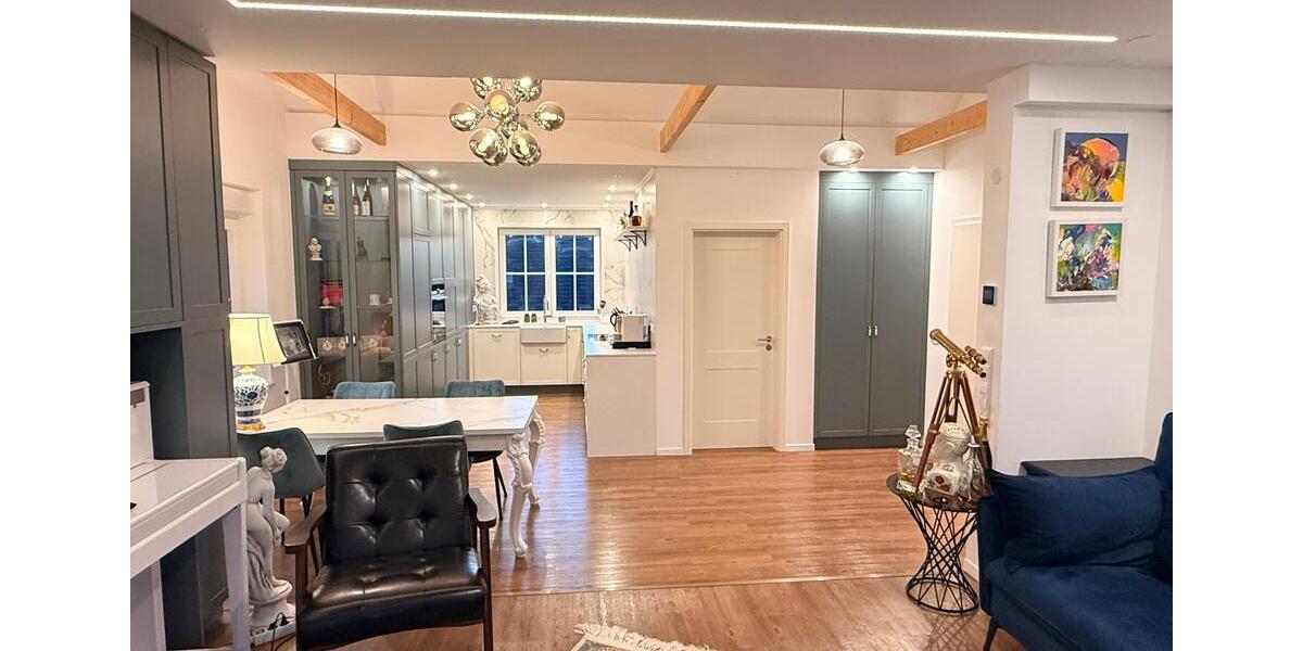 Exklusive, vollmöblierte Penthouse-Wohnung mit luxuriöser Ausstattung nahe Düsseldorf 3.5 zimmer