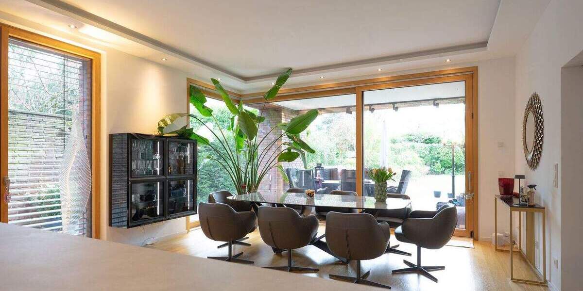 Etagenwohnung Krefeld / Bockum Bockum - 5 Zimmer, 229 m&sup2;, 2.950&euro; | Angebot:25246774