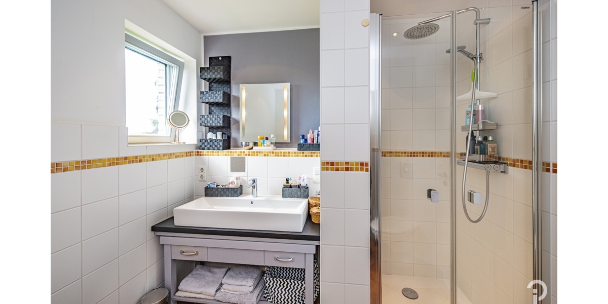 Charmantes und äußerst gepflegtes Einfamilienhaus mit hohem Wohnkomfort für junge Familien und Paare - Einfamilienhaus Mönchengladbach West | Angebot:27013450