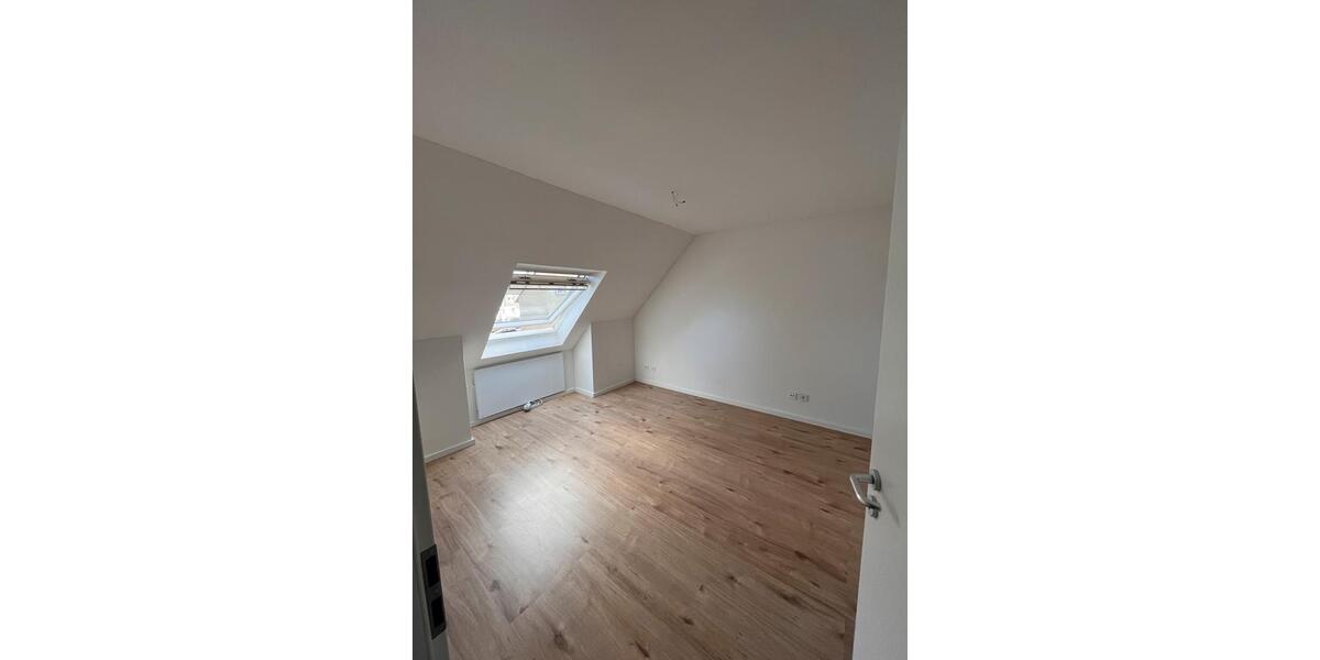 Lichtdurchflutet 2.5 Zimmerwohnung zimmer