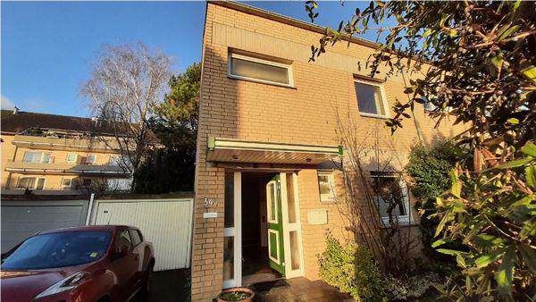 Haus zum Kaufen in Neuss 395.000 € 102 m²
