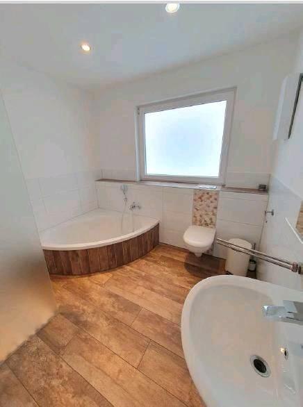 Etagenwohnung Leverkusen Bergisch Neukirchen - 2 Zimmer, 65 m&sup2;, 895&euro; | Angebot:26276818