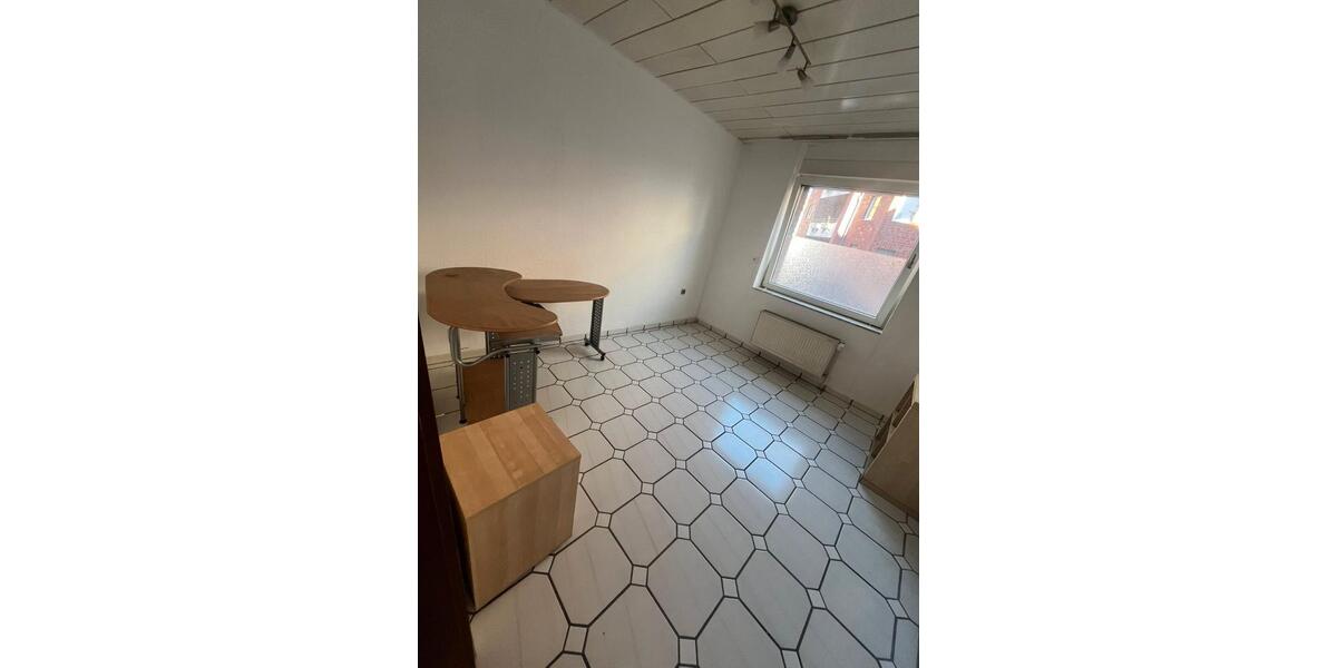 Einfamilienhaus Duisburg Mittelmeiderich - 3.5 Zimmer, 192 m&sup2;, 345.000&euro; | Angebot:26913510