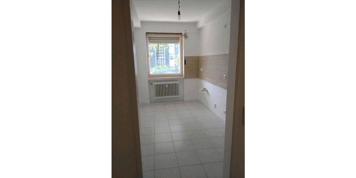Etagenwohnung Wuppertal Dönberg - 2 Zimmer, 76 m&sup2;, 750&euro; | Angebot:26407266