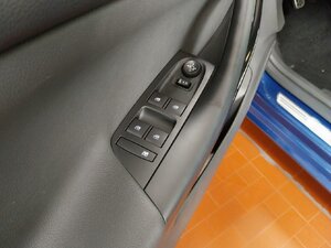 Opel Astra Ultimate Matrix Kam SHZ LHZ Navi Key-Go Temp 57.757 km 18.480 € HAAN 42781