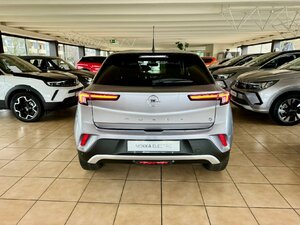 Opel Mokka e Elegance Allwetter SHZ&LHZ Navi Park&Go 7.000 km 24.890 &euro; HAAN 42781