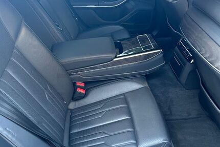 Audi A8 119.276 km 41.400 &euro; Krefeld 47829