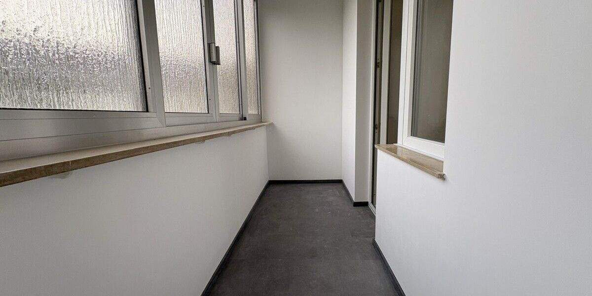 Etagenwohnung Düsseldorf Bilk - 2 Zimmer, 60 m&sup2;, 870&euro; | Angebot:25708233