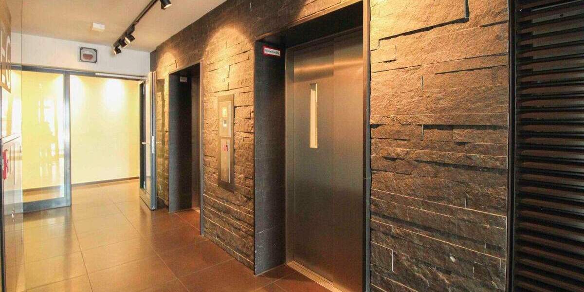 Etagenwohnung Düsseldorf Pempelfort - 2 Zimmer, 90 m&sup2;, 675.000&euro; | Angebot:25747976