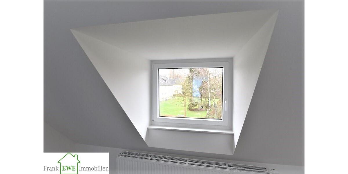 Vollständig saniertes Dachgeschoss Apartment 1 zimmer