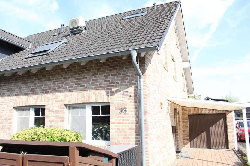 Haus zum Kaufen in Jüchen 695.000 € 137 m²