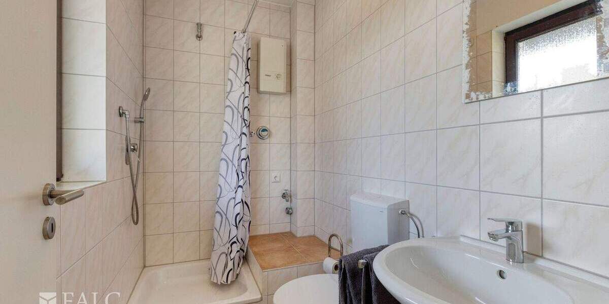 Gewerbeobjekt Pulheim - 7 Zimmer, 123 m&sup2;, 1.199.000&euro; | Angebot:25696526