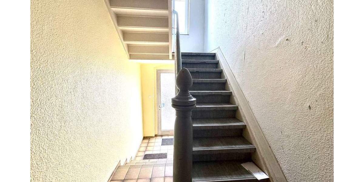 Mehrfamilienhaus, Wohnhaus Neuss Norf - 6 Zimmer, 156 m&sup2;, 398.000&euro; | Angebot:25176458