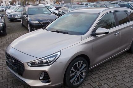 Hyundai i30 103.639 km 15.700 € Willich 47877