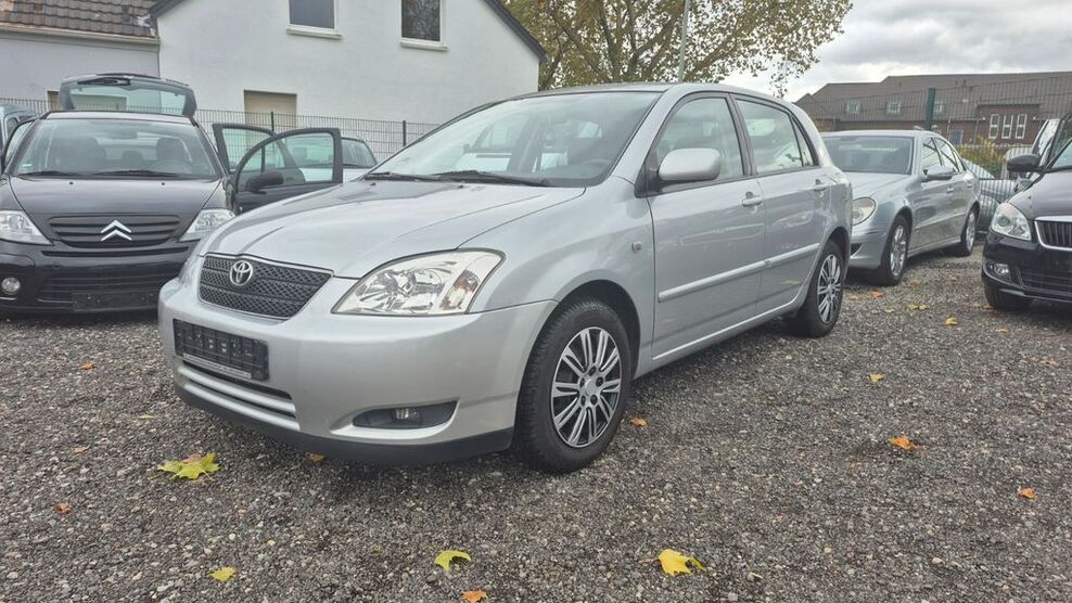 Toyota Corolla 59.000 km 5.990 € Duisburg 47198
