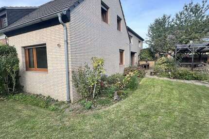 Haus zum Kaufen in Neuss 345.000 € 143.28 m² 5 zimmer