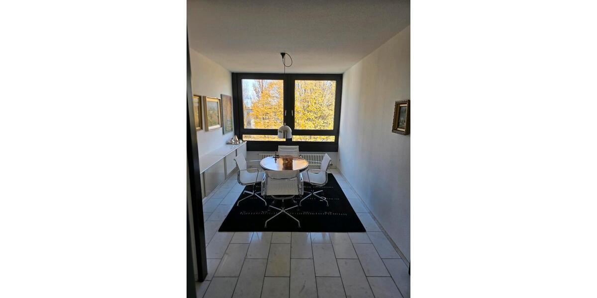 Exklusive Helle Wohnung in Köln-Weiden. Keine Markler Anfragen 4 zimmer