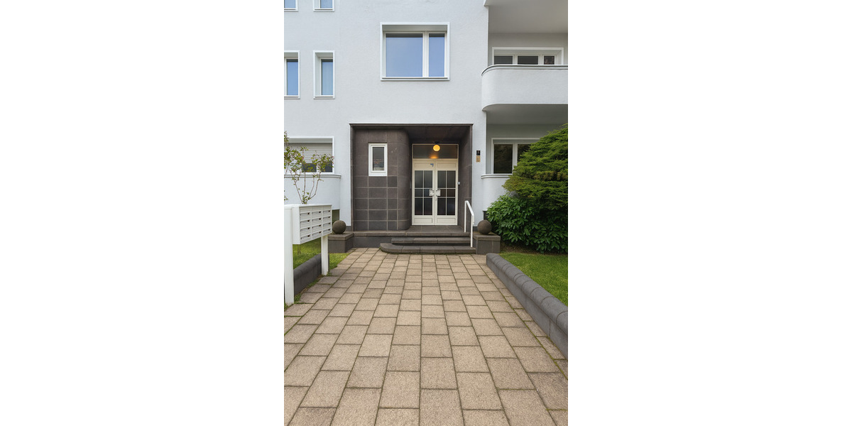 Großzügige Eckwohnung im Altbaujuwel - mit optionaler Erweiterungsoption und Balkon im Zooviertel 3 zimmer