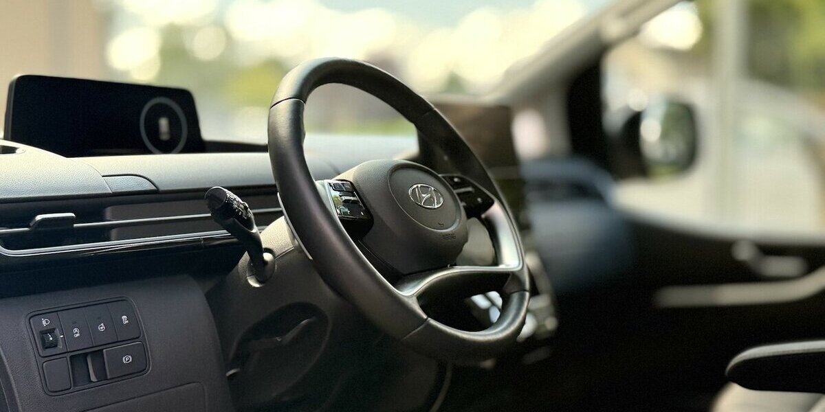 Hyundai Staria / 9 Sitze / El.Türen / 360° Kamera / PANO 20.000 km 39.990 &euro; Mönchengladbach 41066