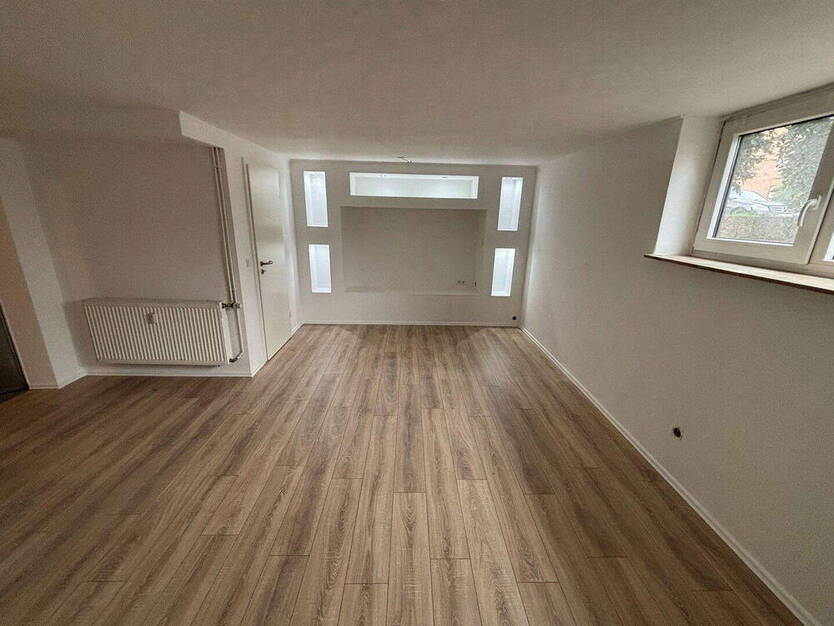 Aufgepasst charmantes 28m2 großes Flächenwunder im Souterrain - frisch renoviert!