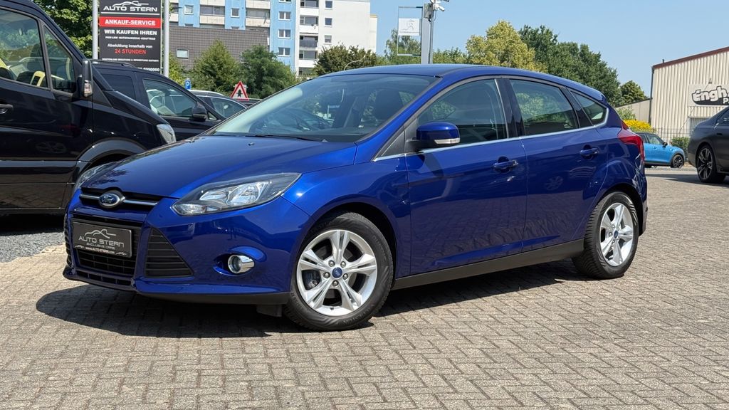 Ford Focus 50.000 km 7.950 &euro; Grevenbroich 41516