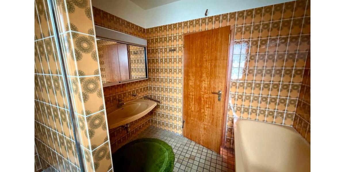 Großzügige 4-Zimmer-Wohnung in zentraler Lage von Velbert-Neviges 4 zimmer