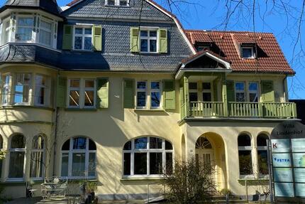 Praxis- oder Büroräume in der Villa Lindenhof in Solingen zimmer