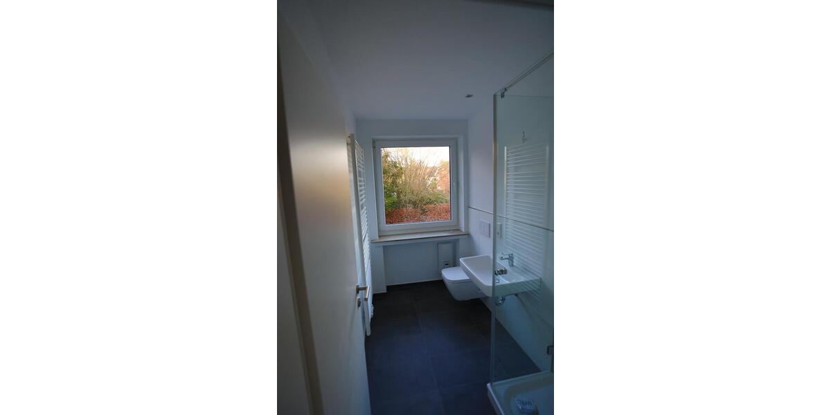 4 Zimmer Wohnung mit Balkon Erstbezug nach Kernsanierung 4 zimmer