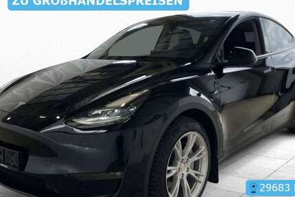 Tesla Model Y 61.589 km 37.697 &euro; Krefeld 47829