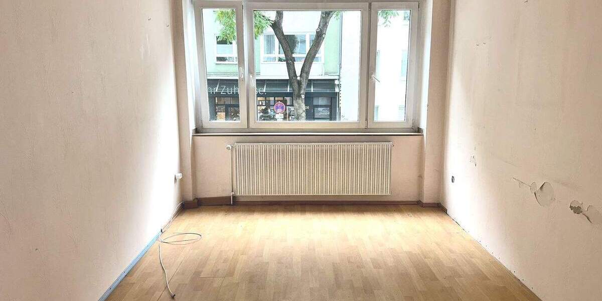 Ruhige Lage in D-Friedrichstadt! Gut geschnittene, citynahe 4 Zimmer Wohnung mit idealer Anbindung! 4 zimmer