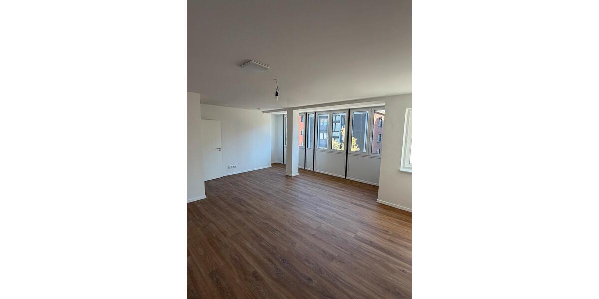 Etagenwohnung Mönchengladbach Süd - 5 Zimmer, 107 m&sup2;, 1.690&euro; | Angebot:26101898