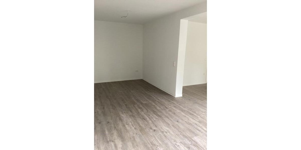 Etagenwohnung Oberhausen - 1 Zimmer, 51 m&sup2;, 309&euro; | Angebot:26160668