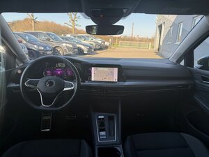 VW GOLF VIII 2.0 TDI Active +Ambiente+CarPlay+Navi+ 71.775 km 20.890 &euro; Meerbusch 40667