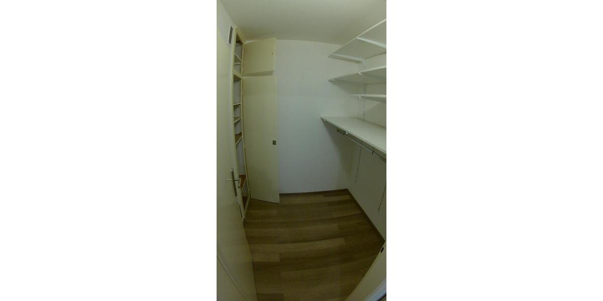 Etagenwohnung Duisburg Mittelmeiderich - 1.5 Zimmer, 38 m&sup2;, 66.500&euro; | Angebot:24744223