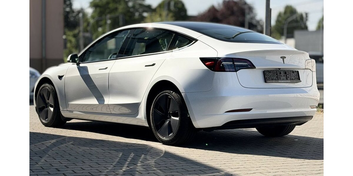 Tesla Model 3 RWD AHK Wärmepumpe Ryzen 47.000 km 29.990 &euro; Mönchengladbach 41066