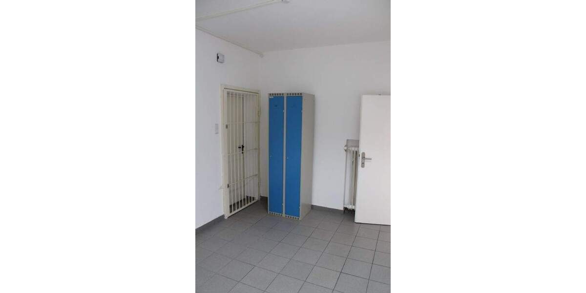 Neues Jahr, neues Glück! Wünderschönes Ladenlokal, 88 m², sucht neue Mieter!!! Büro - Praxis - Kita - Boutique, alles ist möglich! 3 zimmer