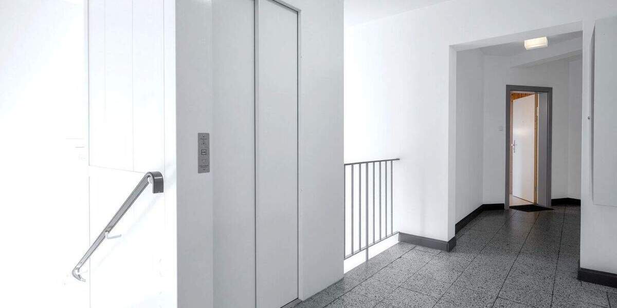 Etagenwohnung Düsseldorf Düsseltal - 3 Zimmer, 75 m&sup2;, 369.000&euro; | Angebot:25289628